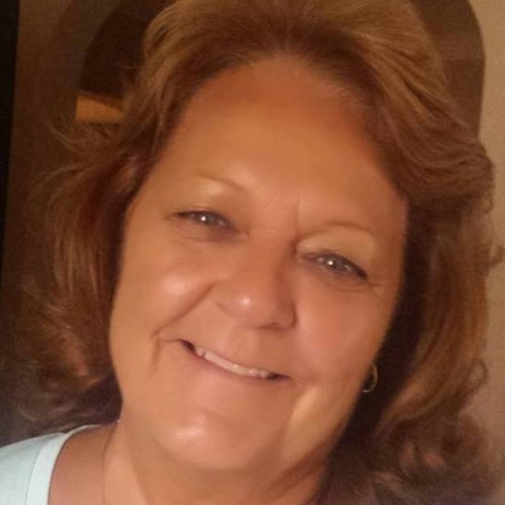 Meet your Posher, Debbie